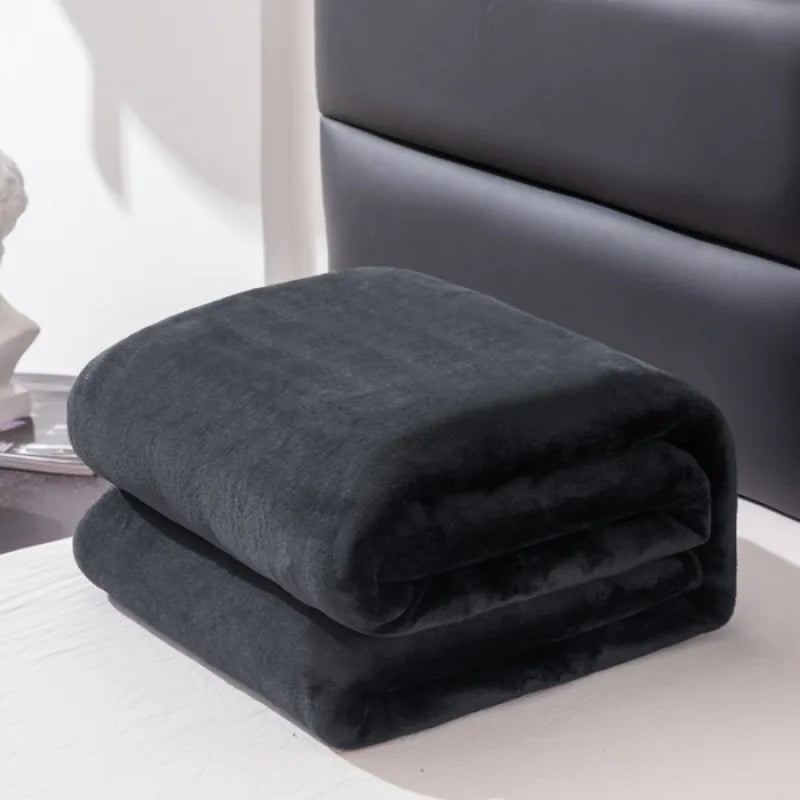2025 New Solid Color Simple Plush Blanket Multi-Functional Farley Plush Thickened Warm Blanket
