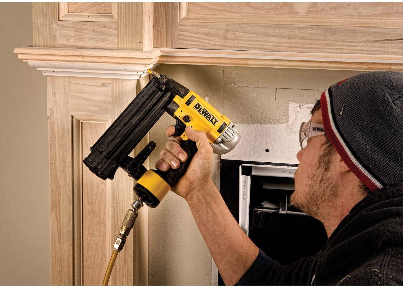 DEWALT 18-Gauge Pneumatic Corded Brad Nailer