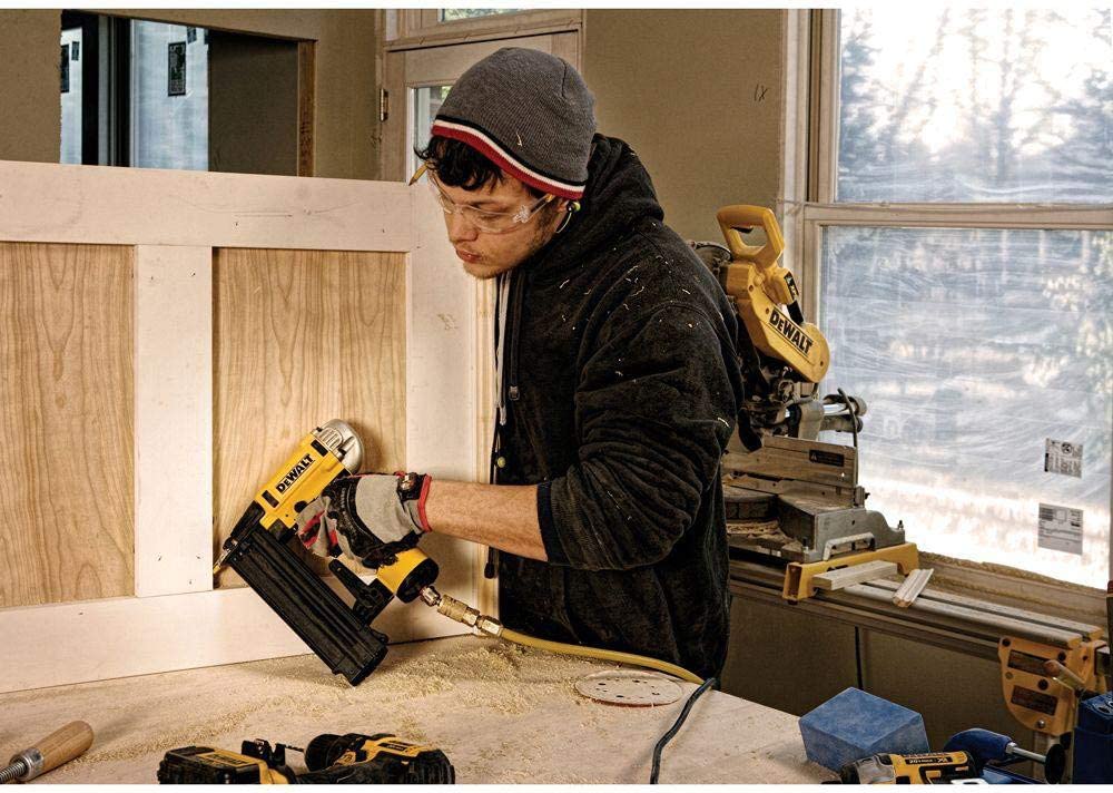 DEWALT 18-Gauge Pneumatic Corded Brad Nailer