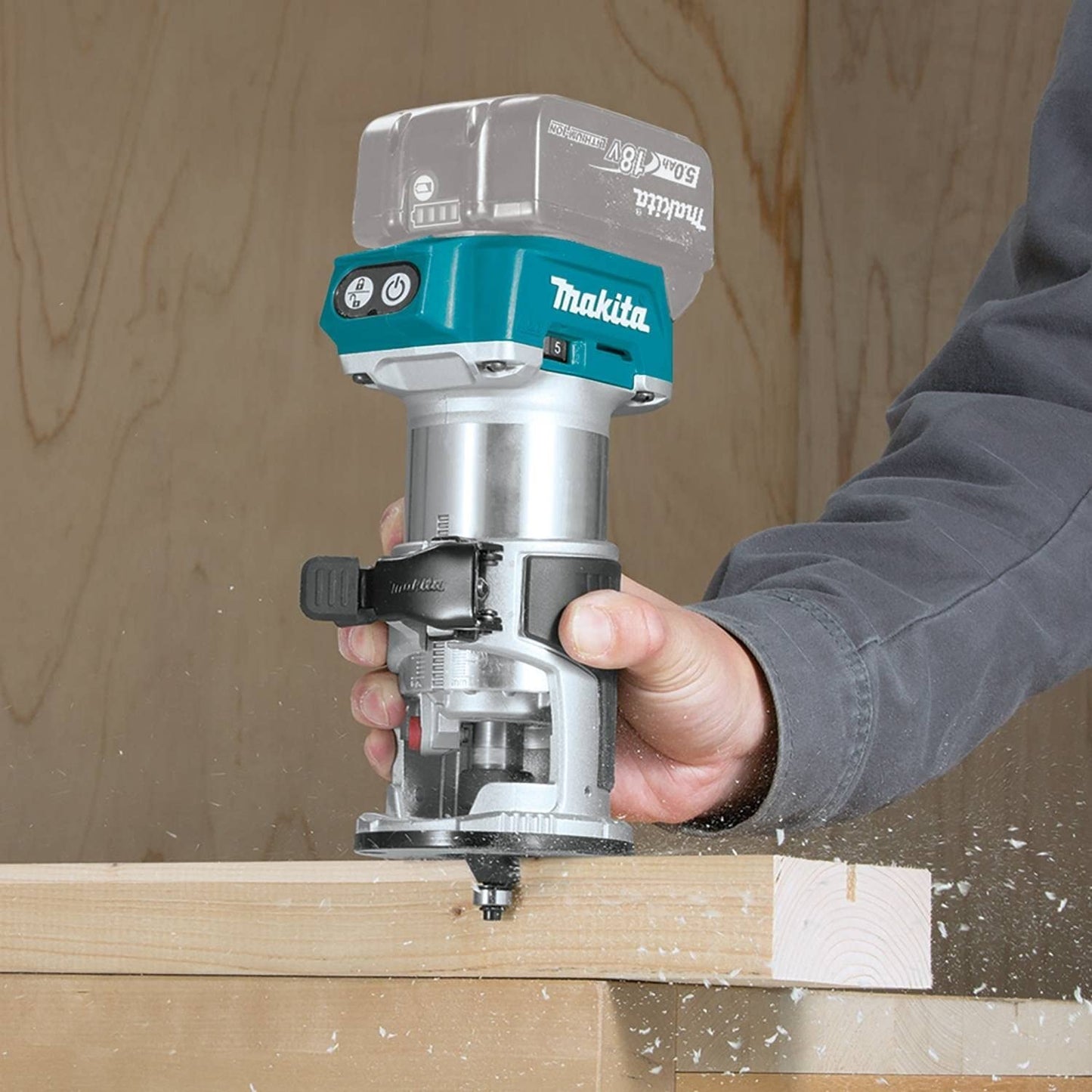 Makita 18V LXT Lithium-Ion Brushless Cordless Variable Speed Compact Router with Built-In LED Light (Tool Only)