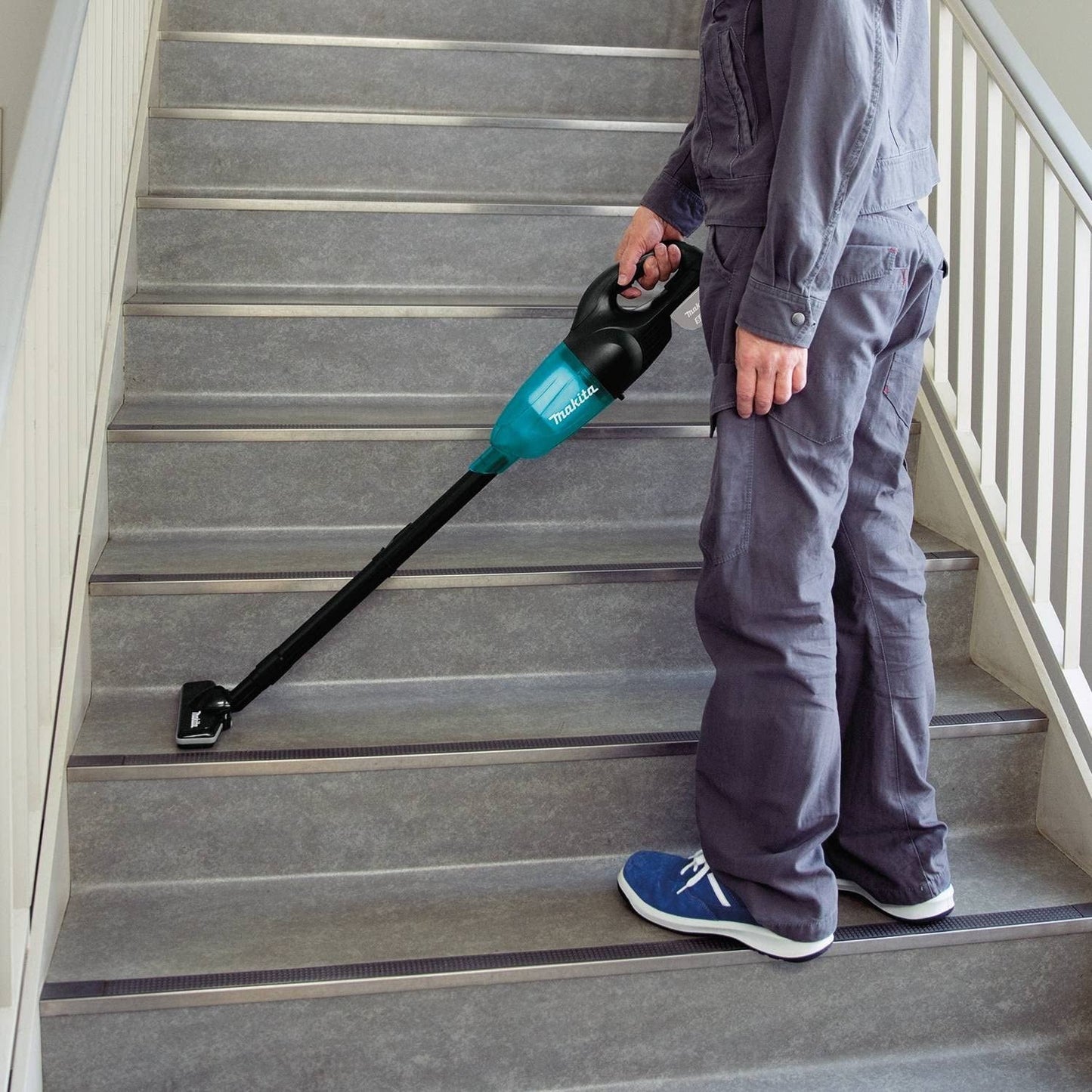 Makita 18V LXT Lithium-ion Handheld Cordless Vacuum (Tool-Only)