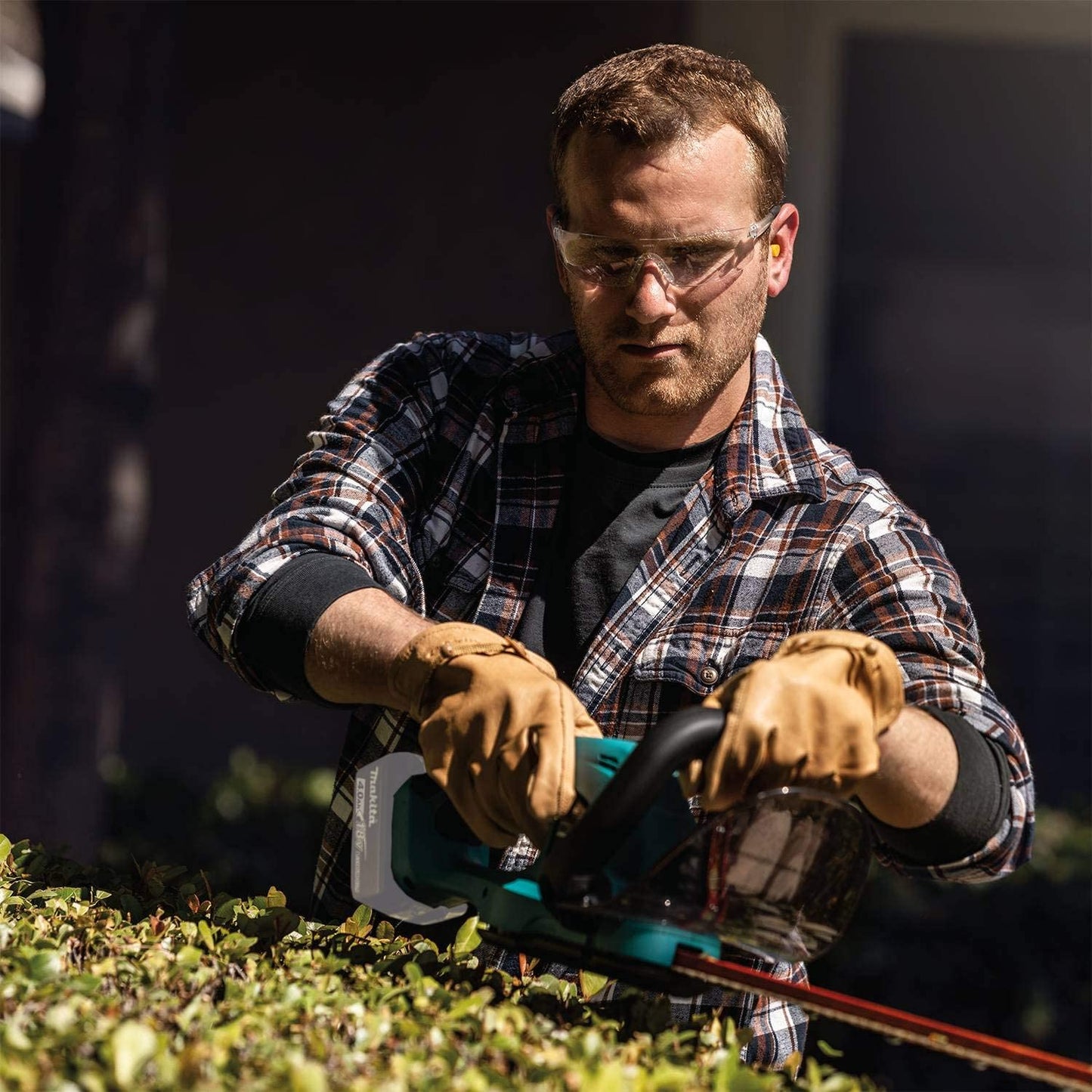 Makita 22 in. 18V LXT Lithium-Ion Cordless Hedge Trimmer (Tool-Only)