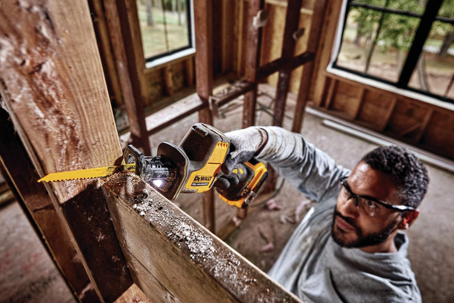 DEWALT ATOMIC 20V MAX Cordless Brushless Compact Reciprocating Saw (Tool Only)