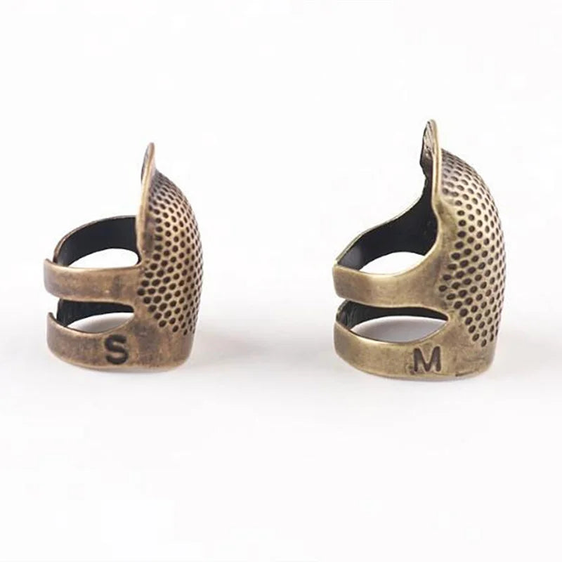 1PCS Retro Finger Protector Antique Thimble Ring Handworking Needle Thimble Needles Craft Household DIY Sewing Tools Accessories
