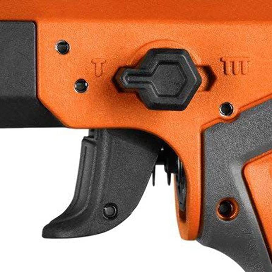 RIDGID  Pneumatic 15-Gauge 2-1/2 in. Angled Finish Nailer with CLEAN DRIVE Technology, Tool Bag, and Sample Nails