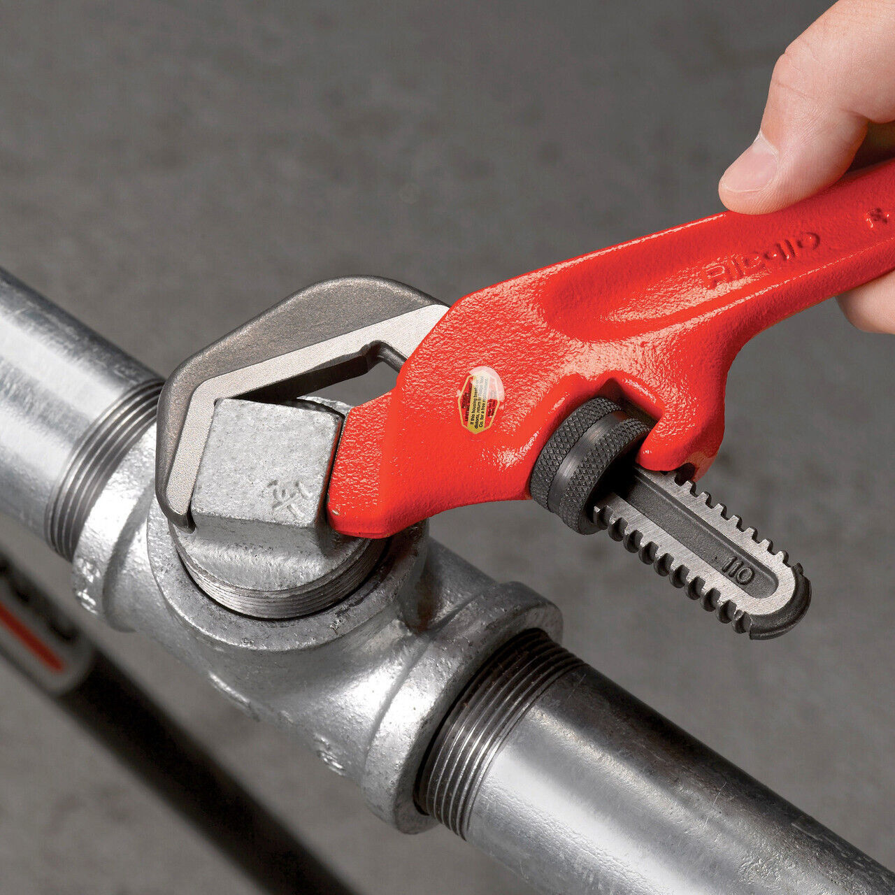 RIDGID 9-1/2 in. Offset Hex Jaw Pipe Wrench, Sturdy Plumbing Pipe Tool with Hex Jaw Mechanism for Extra Wide Opening