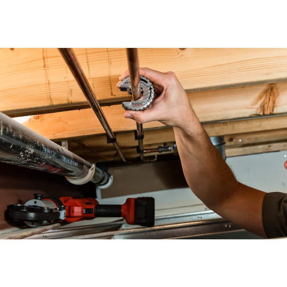 RIDGID 1/2 in. to 3/4 in. C34 "C" Style Close Quarters Quick Change Copper Pipe & Tubing Cutter w/ Spring Loaded Cutting Wheel
