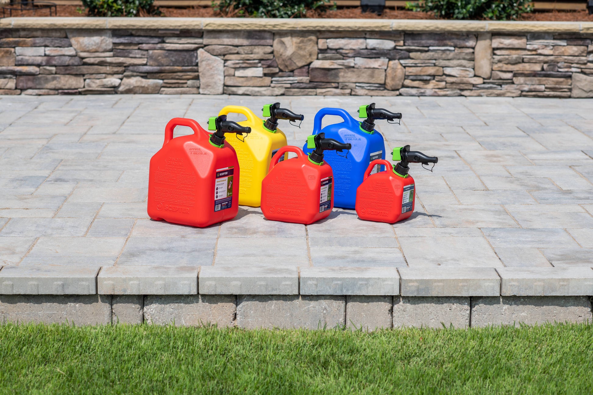 1-Gallon Plastic Gasoline Can 3-Gpm Manual