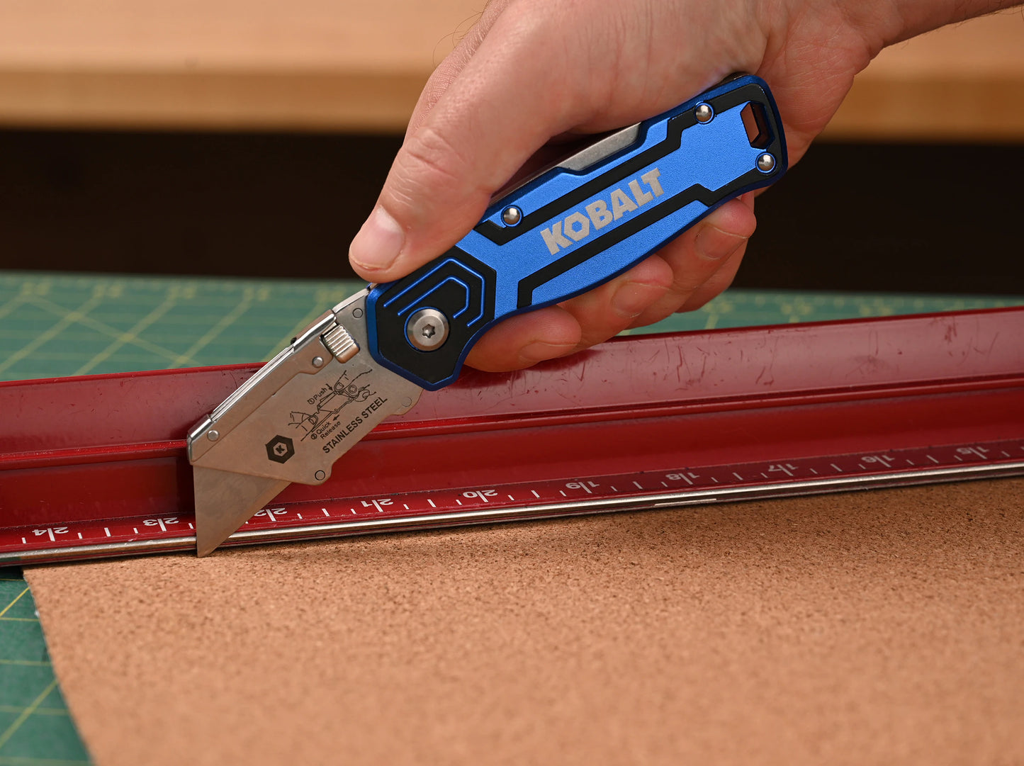 Blue Compact Lockback 3/4-In 1 -Blade Folding Utility Knife