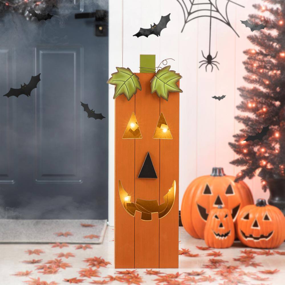 Glitzhome 30 in. H Lighted Halloween Yard Standing Decor Wooden Pumpkin Porch Decor