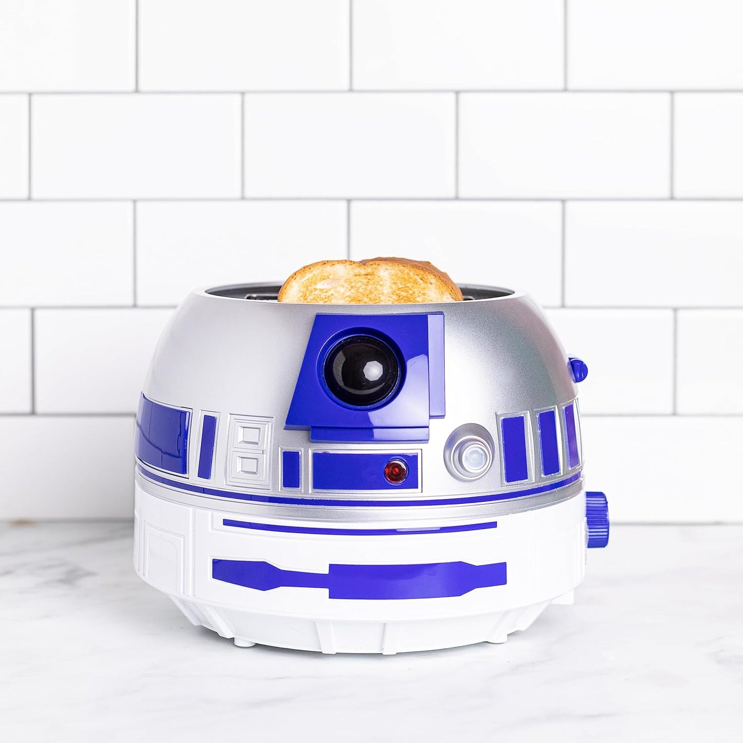 Uncanny Brands 800-Watt Star Wars R2-D2 Halo 2-Slice Toaster