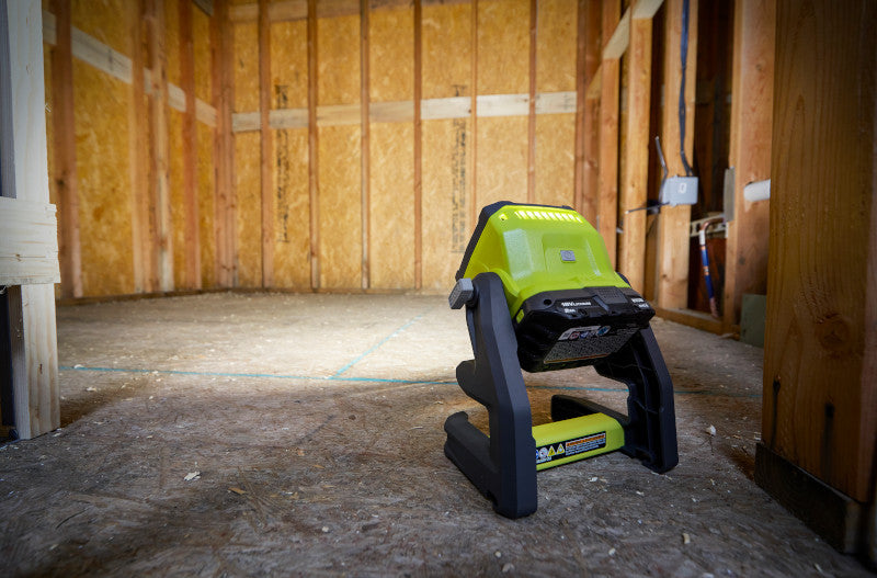 RYOBI ONE+ 18V Cordless Hybrid LED Flood Light (Tool Only)