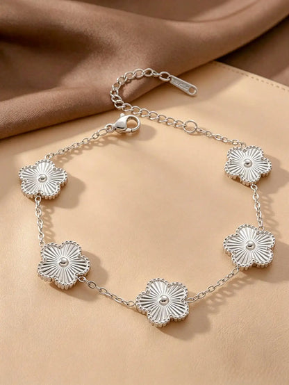 3pcs 18K Gold Plated 304 Stainless Steel Women's Clover Bracelet & Bangle Set, Minimalist Clover Jewelry Set, Layered Jewelry Set For Women, Suitable For Daily/Summer/Beach/Back To School/Wearing