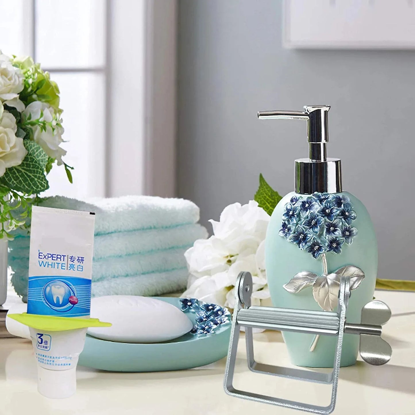 Rolling Squeezer Lazy Toothpaste Dispenser Bathroom Accessories Set Toothpaste Squeezer Hair Color Dye Cosmetic Paint Squeezer