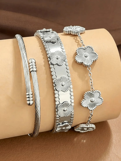 3pcs 18K Gold Plated 304 Stainless Steel Women's Clover Bracelet & Bangle Set, Minimalist Clover Jewelry Set, Layered Jewelry Set For Women, Suitable For Daily/Summer/Beach/Back To School/Wearing
