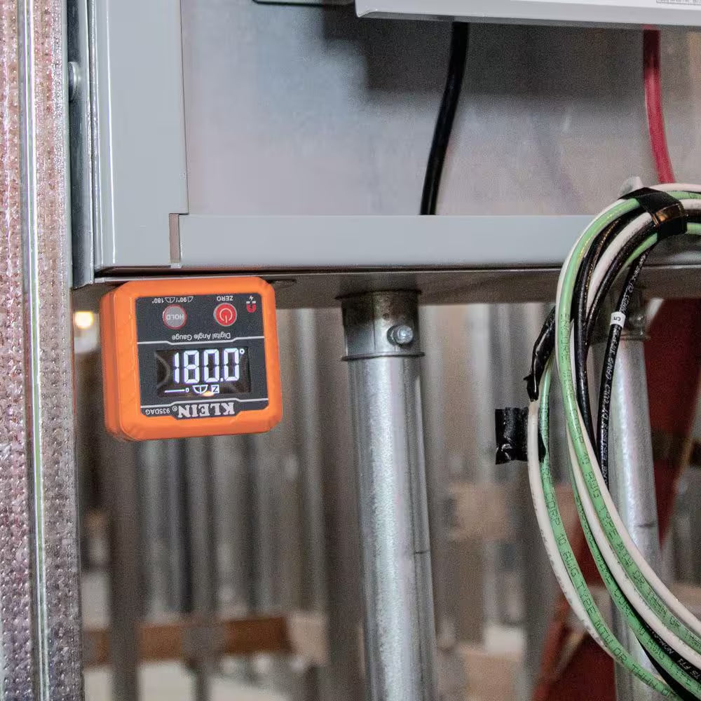 Digital Angle Gauge and Digital Leveler, Magnetic Mount