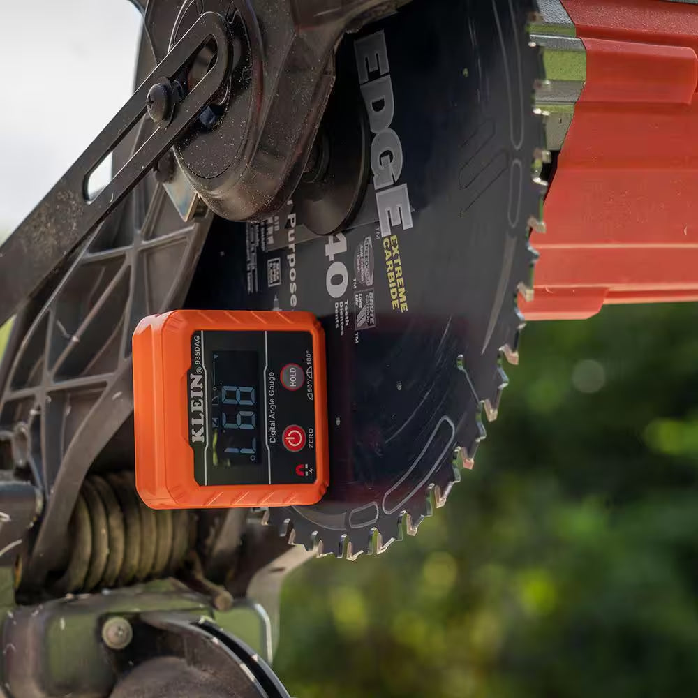 Digital Angle Gauge and Digital Leveler, Magnetic Mount