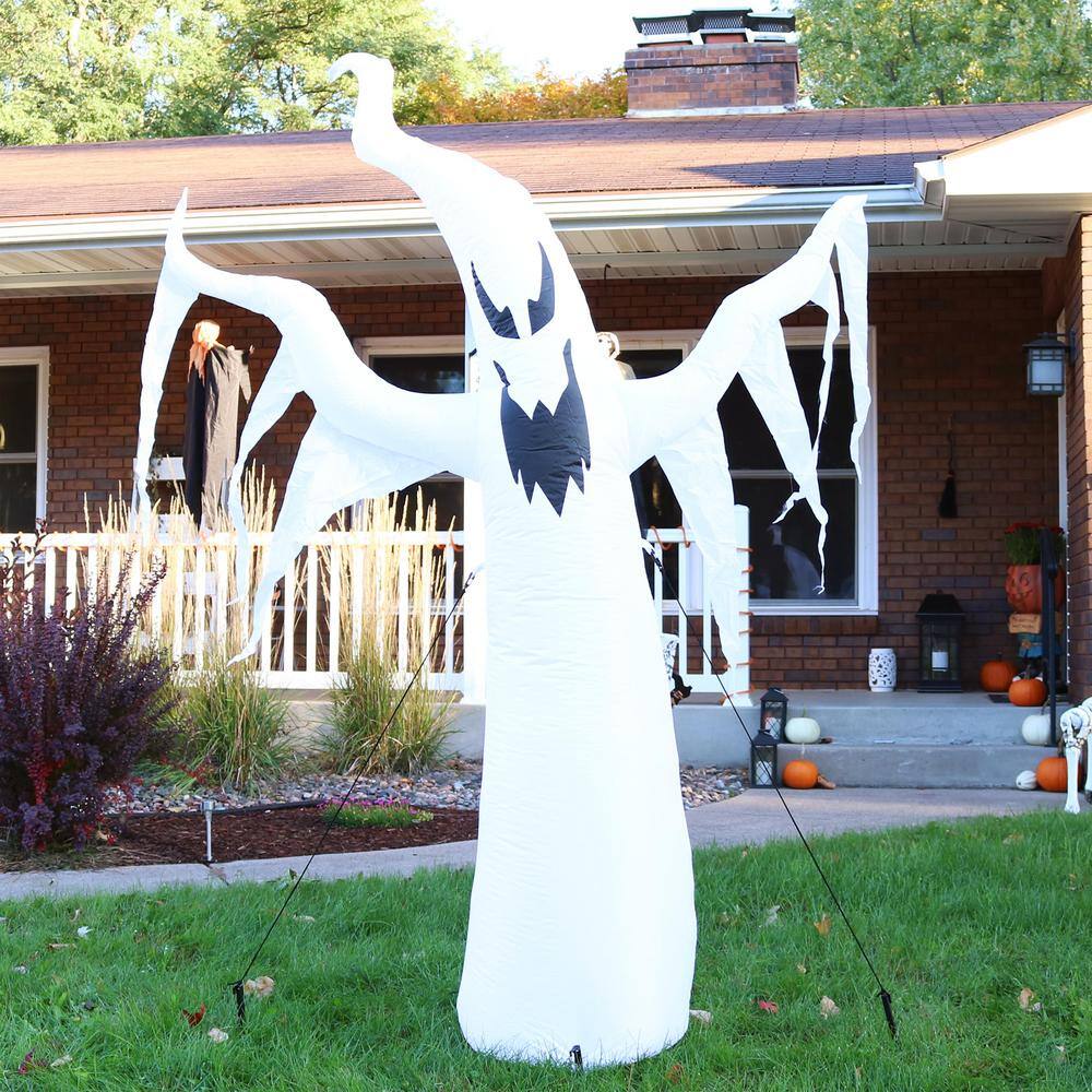 Sunnydaze Decor  6.9 ft. H Diabolical Ghost Halloween Inflatable Outdoor Decoration